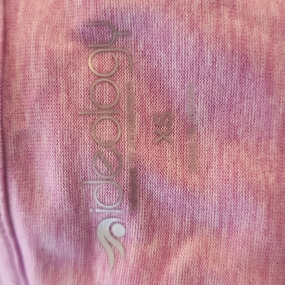 New Vneck tshirt - Picture 6 of 8